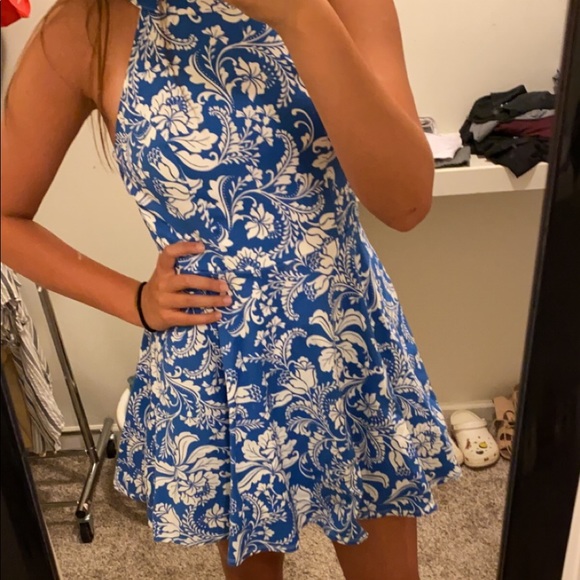 blue/white short dress - Picture 3 of 4